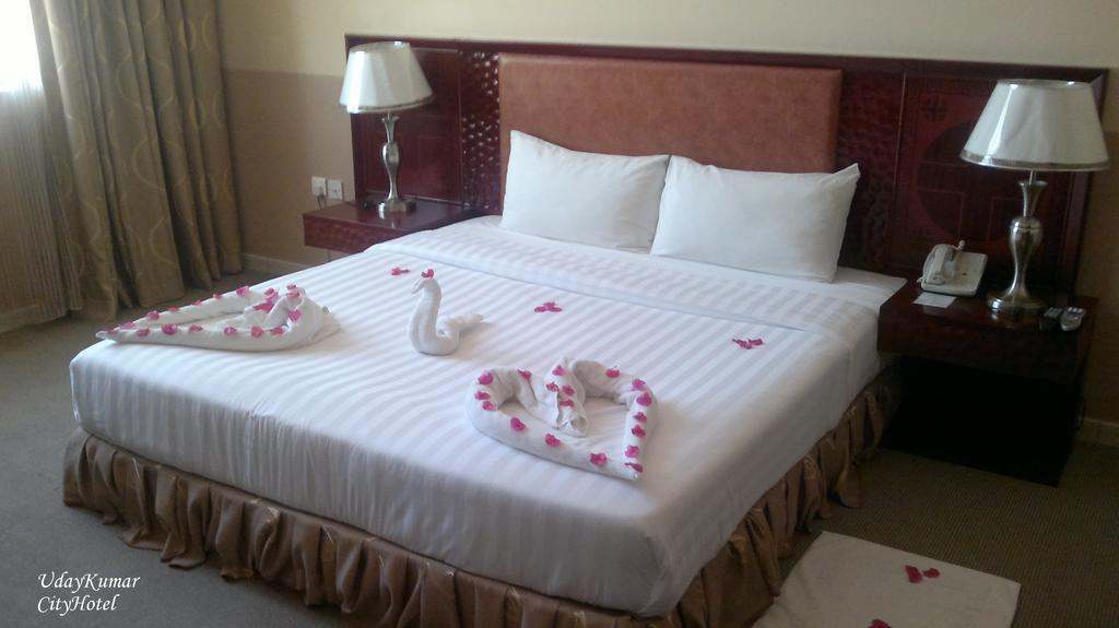 City Hotel Ras al-Khaimah Exteriör bild