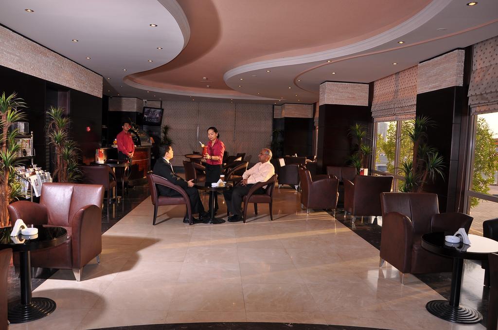 City Hotel Ras al-Khaimah Exteriör bild