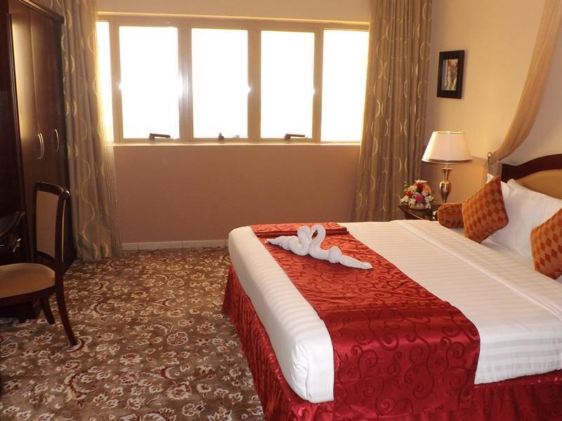 City Hotel Ras al-Khaimah Exteriör bild